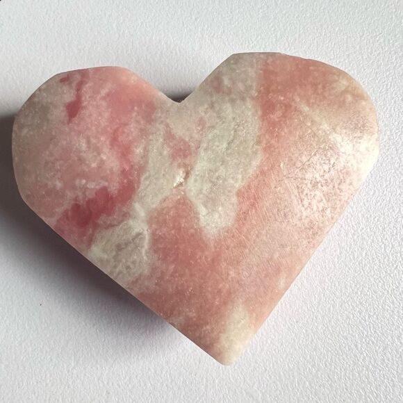 Pink Opal Heart Carving‎ (#8) - Picture 4 of 9